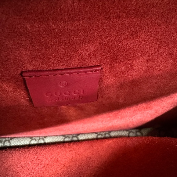 Gucci Cream and Red Shoulder Bag with Tiger Head Closure - Picture 10 of 14